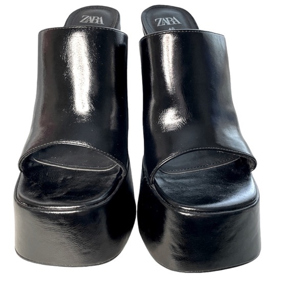 Black Zara Chunky Platform Sandals - Picture 3 of 7